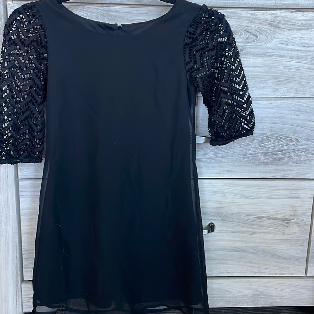 Girls Simple Black Dress with Lace Sleeves